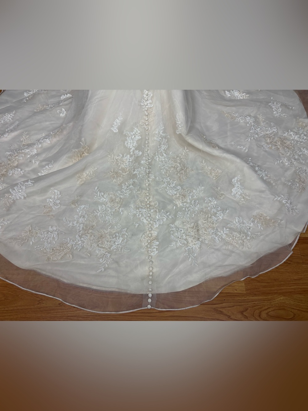 NWT Alfred Angelo Ivory and Cream Lace Beaded Wedding Bridal Gown Dress 6 - Picture 8 of 12